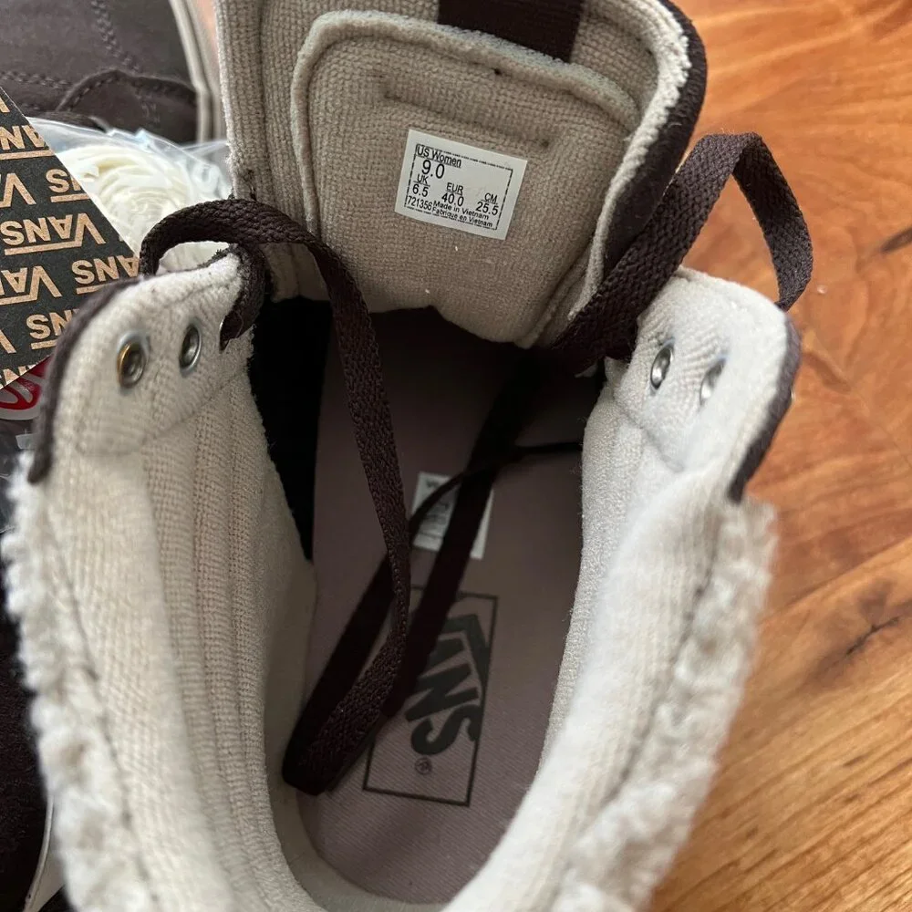 NEW** Vans Filmore Hi Van Suede Sherpa Chocolate Fur Collar Lace Up Hi Top - Picture 3 of 6